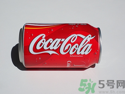 可樂(lè)過(guò)期10天還能喝嗎?可樂(lè)過(guò)期喝了會(huì)怎樣