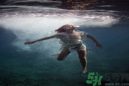 如何預(yù)防溺水的發(fā)生？防溺水安全教育知識