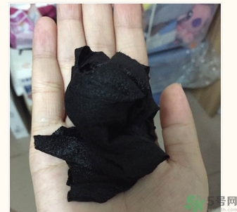 膜法世家黑面膜怎么樣？膜法世家水光黑面膜好用嗎？