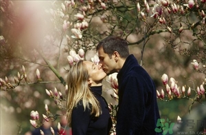 第一次接吻怎么接？和男生接吻沒感覺怎么辦？