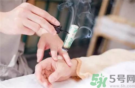 下雨可以艾灸嗎?下雨天艾灸好嗎? 下雨可以艾灸嗎?下雨天艾灸好嗎?