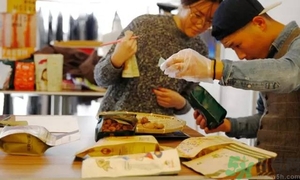 三只松鼠和百草味哪個(gè)好？三只松鼠和百草味哪個(gè)好吃？