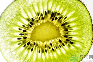 獼猴桃有酒味還能吃嗎？獼猴桃吃起來有股酒味