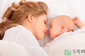 孕期聽什么音樂(lè)比較好？孕期聽胎教音樂(lè)的好處