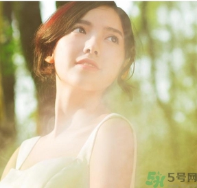 激光祛斑一個(gè)療程多少錢？激光祛斑有什么壞處？