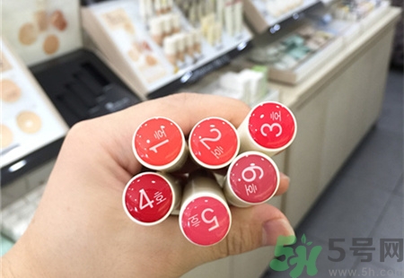 悅詩(shī)風(fēng)吟real fit creamy色號(hào) innisfree悅詩(shī)風(fēng)吟real fit creamy試色圖 悅詩(shī)風(fēng)吟real fit creamy色號(hào) innisfree悅詩(shī)風(fēng)吟real fit creamy試色圖