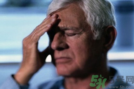 怎么洗掉水果上的農(nóng)藥？農(nóng)藥殘留的危害有哪些？