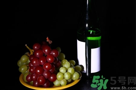 紅酒開(kāi)瓶器怎么用？沒(méi)有開(kāi)瓶器怎么開(kāi)紅酒？