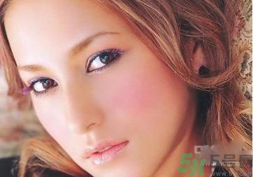 臉上有紅血絲可以去角質(zhì)嗎？臉上有紅血絲怎么去角質(zhì)？