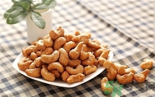 腰果能和牛奶一起吃嗎?腰果牛奶一起吃好嗎? 腰果能和牛奶一起吃嗎?腰果牛奶一起吃好嗎?