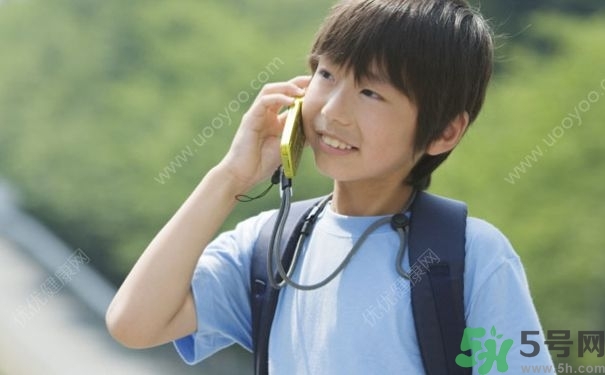 15歲男孩的標(biāo)準(zhǔn)身高應(yīng)該多高？15歲男孩的標(biāo)準(zhǔn)身高體重