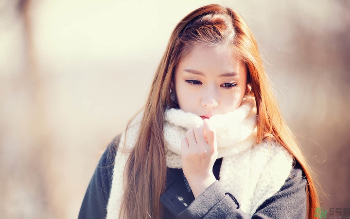 一碰乳房就疼怎么辦？手碰到胸就疼怎么回事？