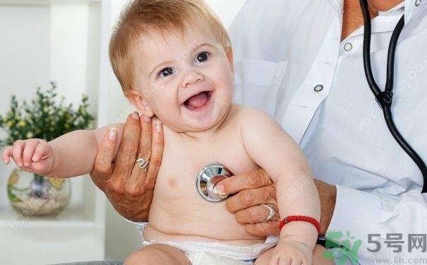 15歲還會(huì)得手足口病嗎？手足口病的癥狀有哪些？