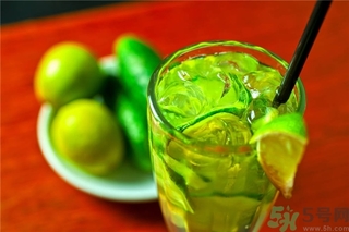 蔬菜汁怎么做給寶寶吃？蔬菜汁什么時(shí)候喝最好？