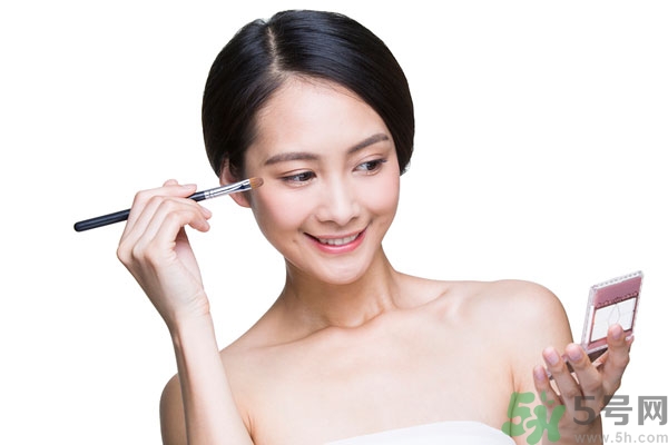 眼影干了怎么辦？眼影保質期一般多久？