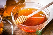 ?蜂蜜怎么吃才有營養(yǎng)？蜂蜜的鑒別方法是什么？