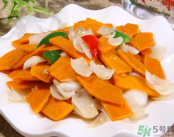 金瓜的營養(yǎng)價(jià)值 金瓜的功效與作用 金瓜的營養(yǎng)價(jià)值 金瓜的功效與作用