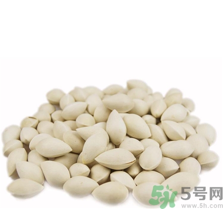 白果的營養(yǎng)價值 白果的功效與作用 白果的營養(yǎng)價值 白果的功效與作用