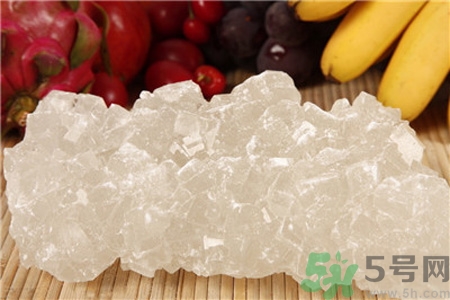 冰糖和白糖紅糖有什么區(qū)別？冰糖和普通糖有什么區(qū)別？