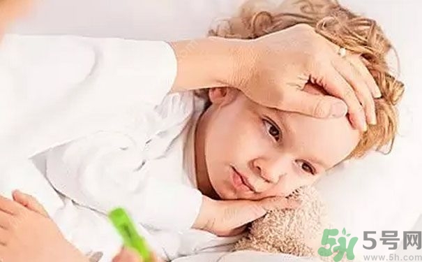 寶寶發(fā)燒如何物理降溫？寶寶發(fā)燒如何快速退燒？