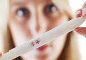 驗(yàn)孕棒可以測(cè)出宮外孕嗎？驗(yàn)孕試紙可以測(cè)出宮外孕嗎？