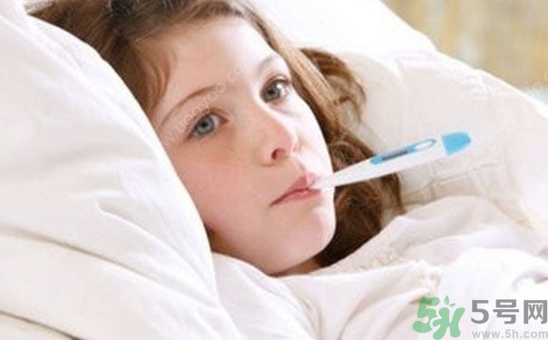 寶寶發(fā)燒如何物理降溫？寶寶發(fā)燒如何快速退燒？