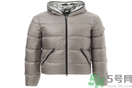 羽絨服日常如何保養(yǎng)？羽絨服局部清潔的方法有哪些？