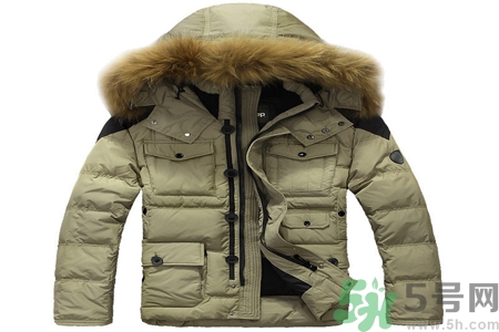 羽絨服日常如何保養(yǎng)？羽絨服局部清潔的方法有哪些？