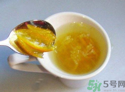 柚子皮可以泡水喝嗎？柚子皮泡水喝的功效