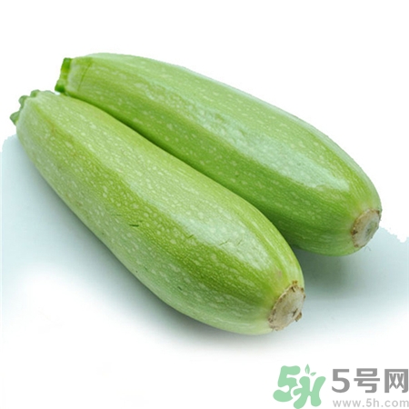 西葫蘆的營養(yǎng)價值 西葫蘆的功效與作用 西葫蘆的營養(yǎng)價值 西葫蘆的功效與作用