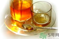 早晨空腹喝蜂蜜水好嗎？蜂蜜水什么時候喝好？