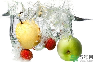 蘋果和梨子可以一起榨汁嗎？蘋果和梨子可以一起吃嗎？