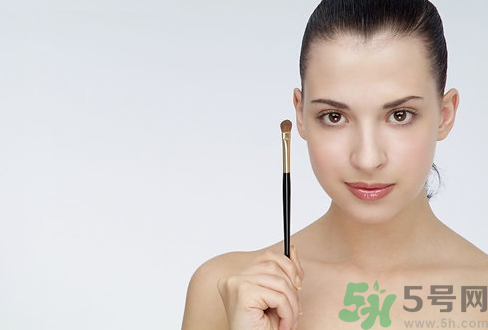 素顏霜和BB霜的區(qū)別？素顏霜和BB霜哪個好？