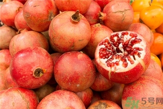 石榴里面發(fā)黃還能吃嗎？石榴發(fā)黃變色了怎么辦？