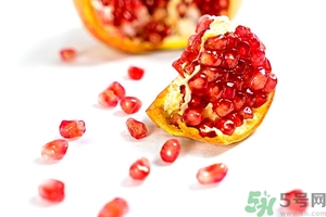 石榴里面發(fā)黃還能吃嗎？石榴發(fā)黃變色了怎么辦？