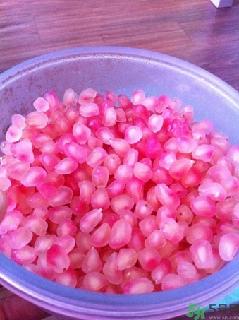 石榴里面發(fā)黑能不能吃？石榴發(fā)黑怎么辦？