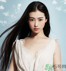 素顏霜適合哪個(gè)年齡段？素顏霜適合多大年齡？