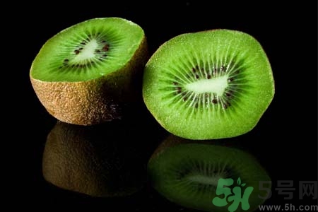 獼猴桃怎么去皮？如何挑選獼猴桃？