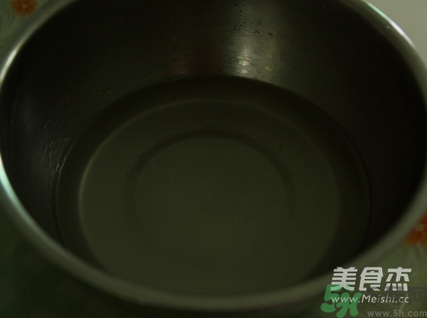 水晶月餅用的什么粉？水晶月餅的做法及配方