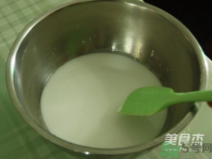 水晶月餅用的什么粉？水晶月餅的做法及配方