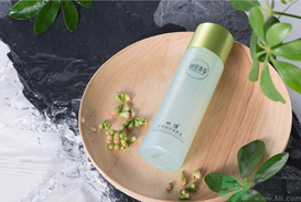 相宜本草的護(hù)膚品怎么樣？相宜本草的護(hù)膚品適合多大年齡？