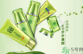 相宜本草和百雀羚哪個好用？百雀羚和相宜本草哪個更好一點？