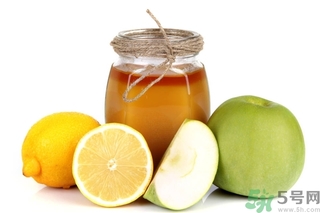 蘋果和蜂蜜可以一起吃嗎？蘋果和蜂蜜可以榨汁嗎？