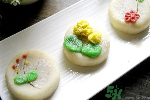 廣式月餅皮粘手怎么辦?月餅皮太軟粘怎么辦 廣式月餅皮粘手怎么辦?月餅皮太軟粘怎么辦