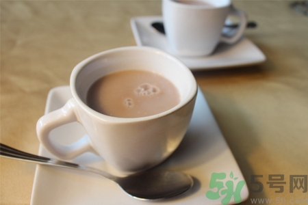 為什么喝奶茶后睡不著覺？喝奶茶會(huì)失眠怎么辦？