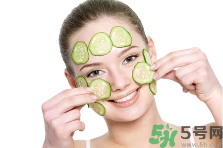 貼黃瓜片后要洗臉嗎？敷黃瓜片后需要洗臉嗎？