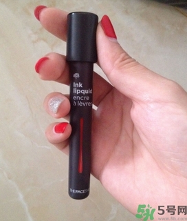 菲詩小鋪水墨絢染水潤唇彩怎么樣？菲詩小鋪唇彩好用嗎？