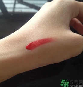 菲詩小鋪水墨絢染水潤唇彩怎么樣？菲詩小鋪唇彩好用嗎？