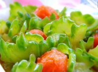 苦瓜汁可以去痱子嗎？喝苦瓜汁有什么好處？