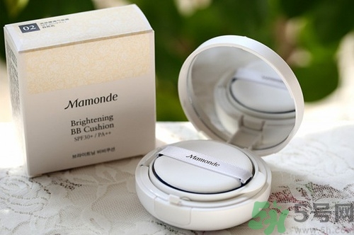 夢(mèng)妝光采裸透氣墊怎么樣？夢(mèng)妝桃花遮瑕氣墊bb好用嗎？